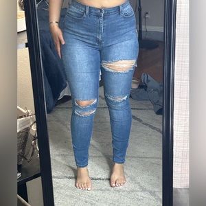 Fashionnova ripped blue jeans size 11
